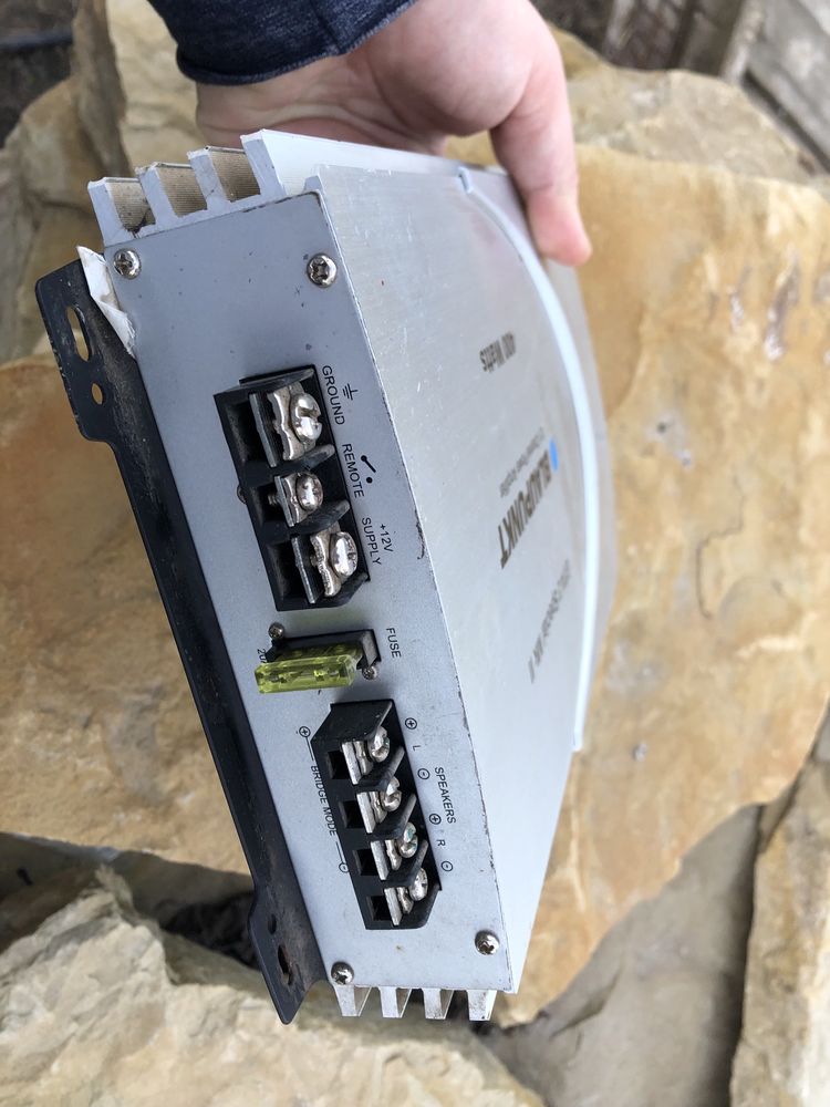 Amplificator auto Blaupunkt 400W