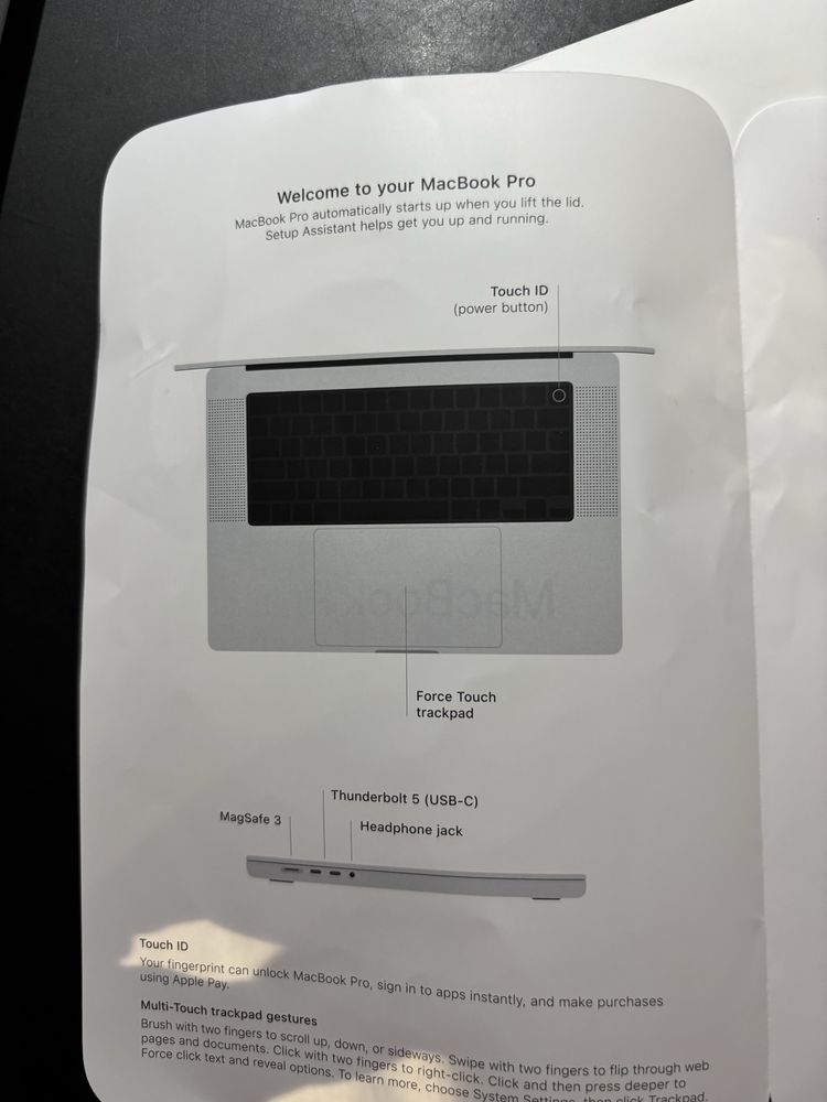 Apple MacBook Pro 16 2024