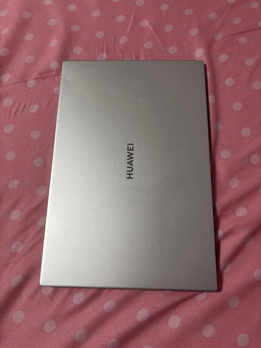 VÂND Laptop Huawei MateBook D 14