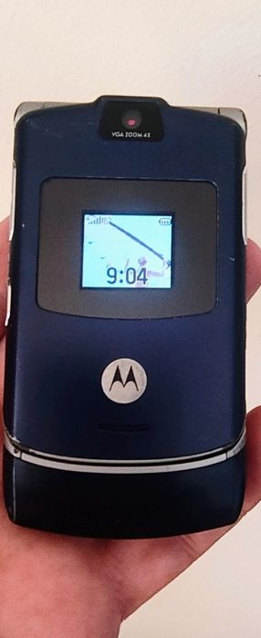 Motorola RAZR V3  ( decodat)