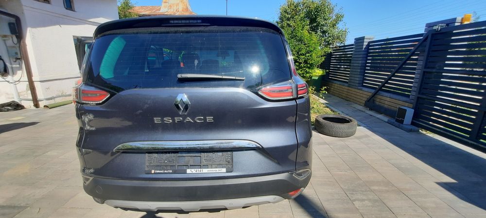 Renault Espace V 2018 1.8tce AVARIAT