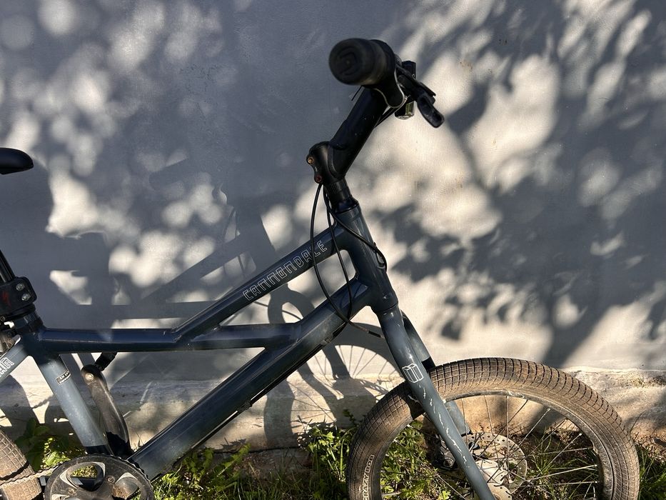 Bicicletă Cannondale Hooligan – urbană, compactă, de calitate