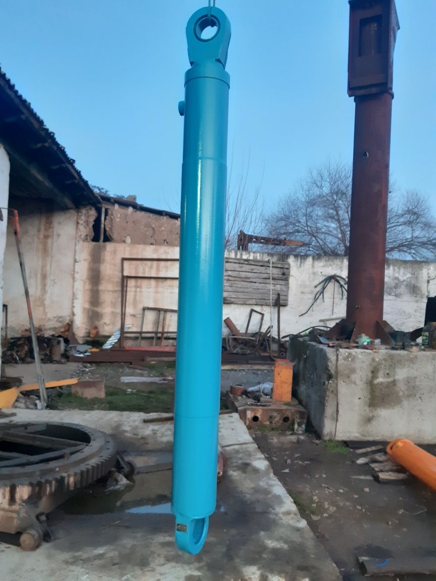 Гидроцилиндр автокрана