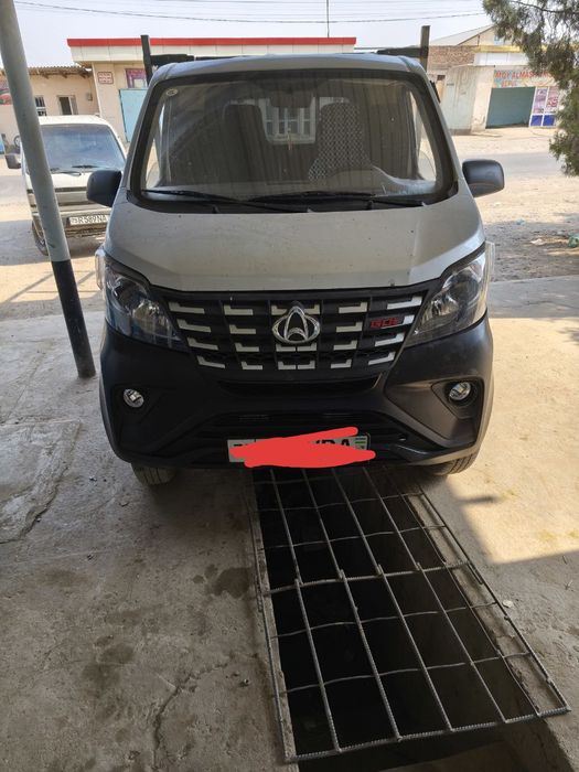 Чанганг лабо машина 2023 й 49000 юрган