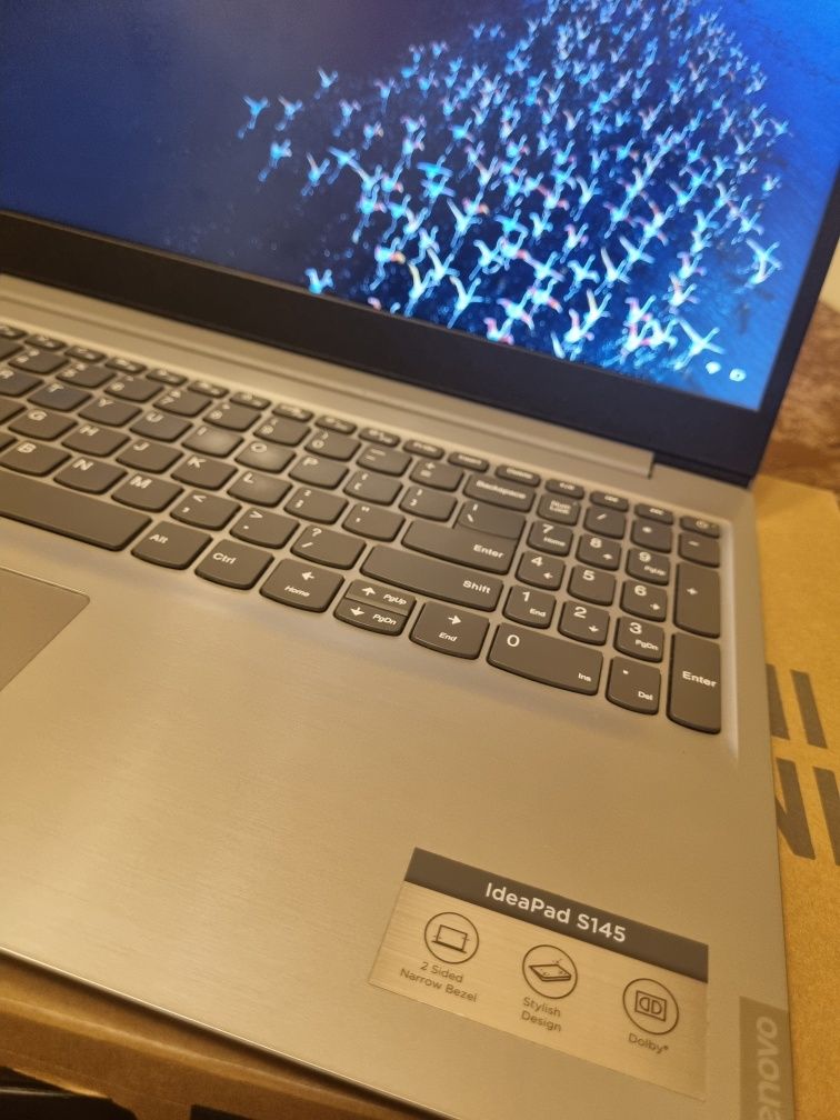 Laptop Lenovo Ideapad S145-15IIL cu procesor Intel® Core™ i5-1035G4