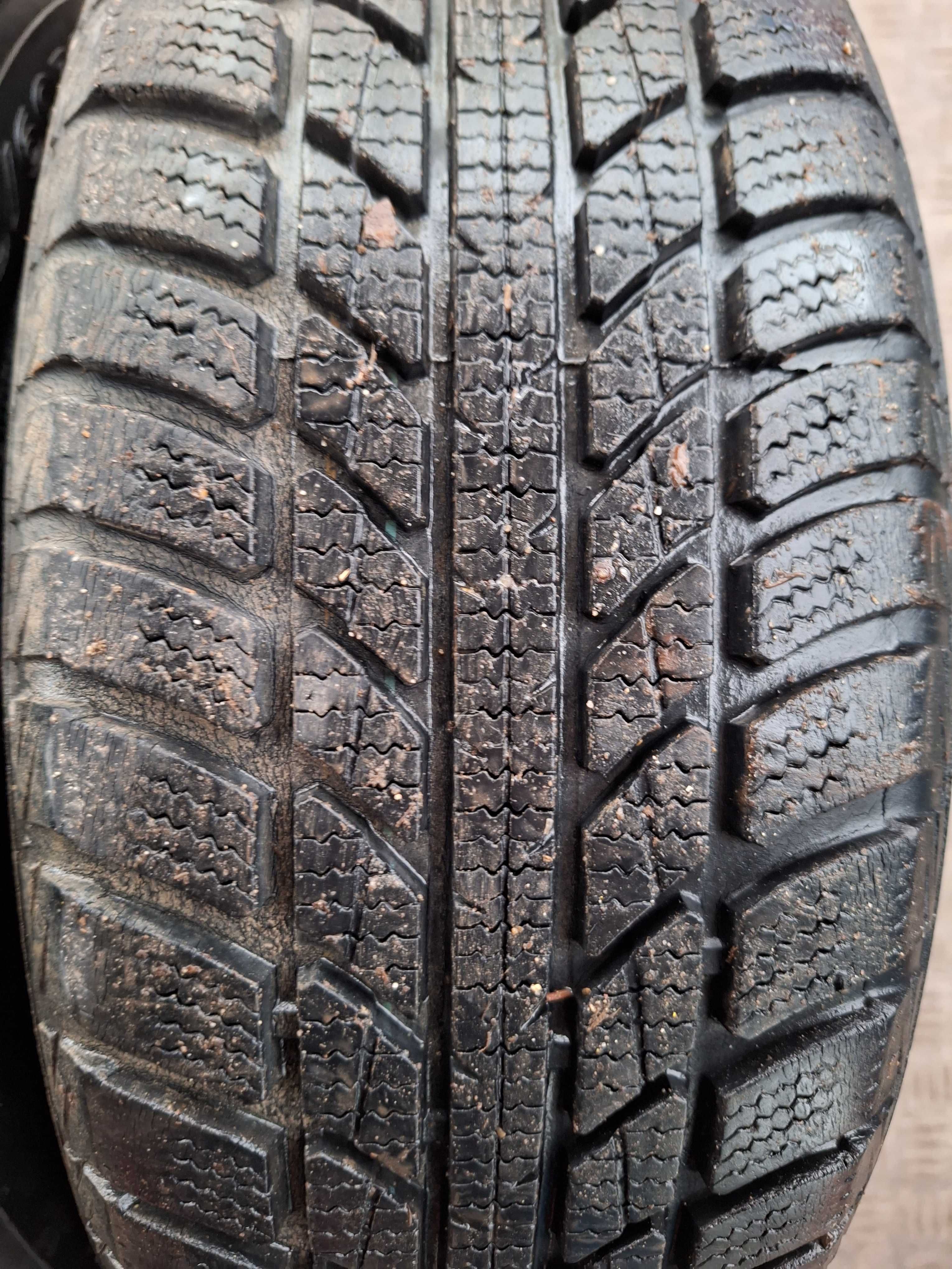 Зимни гуми 185/60R14