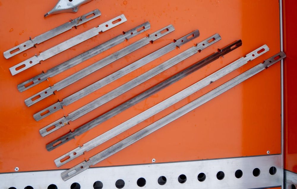 POPI metalici Panouri DOKA 27mm, popici montanti, pene distantieri