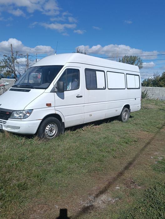 Mercedes sprinter
