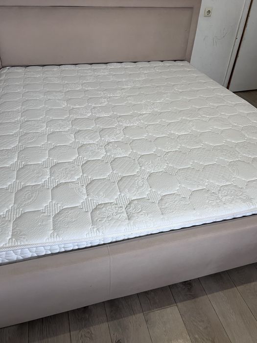 Даухспальная кровать