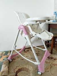 Бесплатно детский стол для кармоения