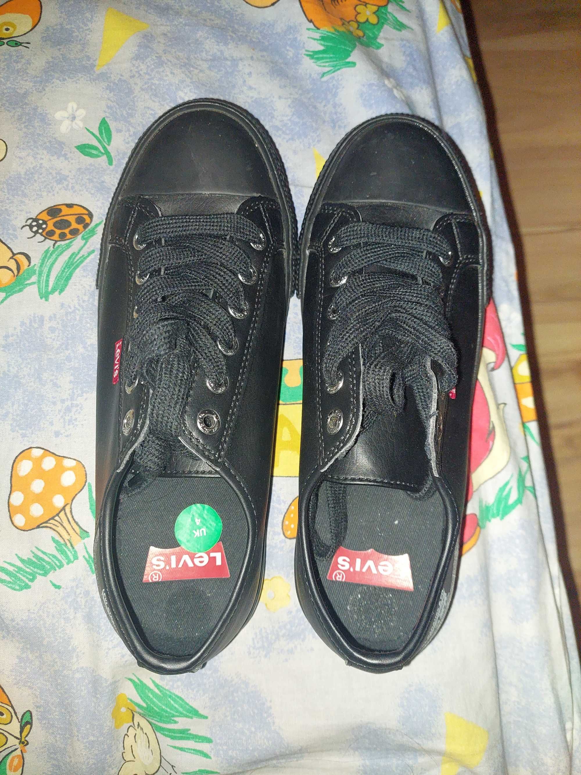 LEVIS нови оригинални 37н