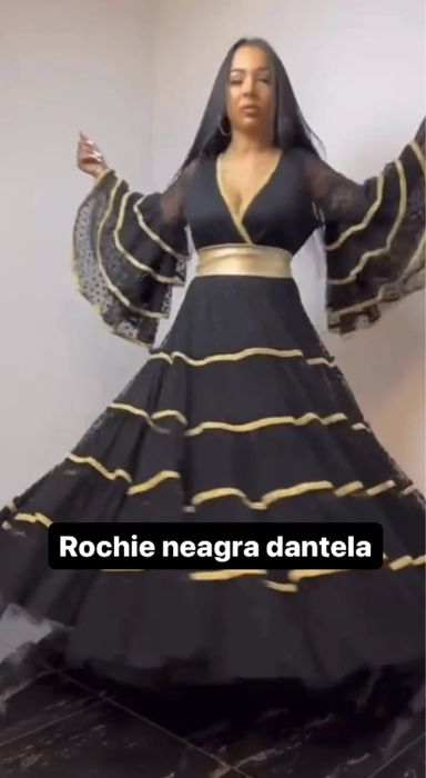 Rochie gipsy style neagra dantela