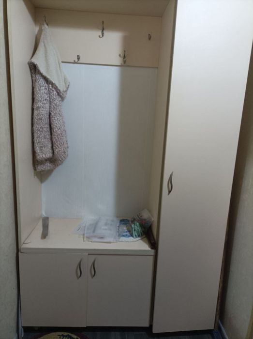 Прихожая б/у материал немецкий