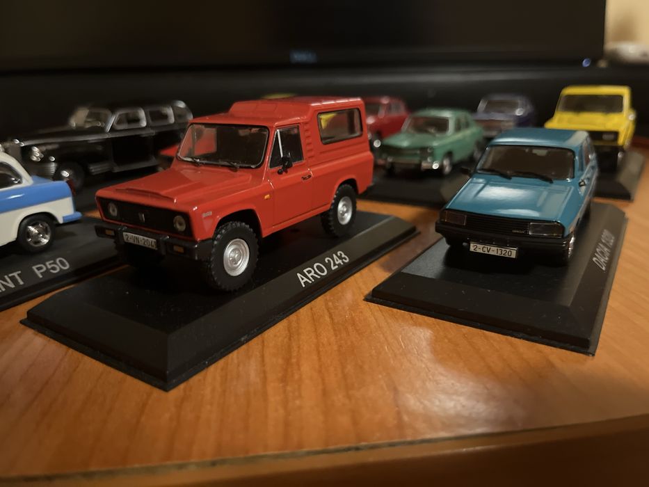 Lot 13 machete deagostini 2011