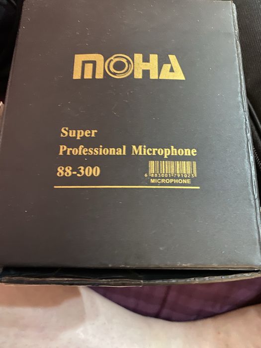 Петличный радиомикрофон Mona 88-300.