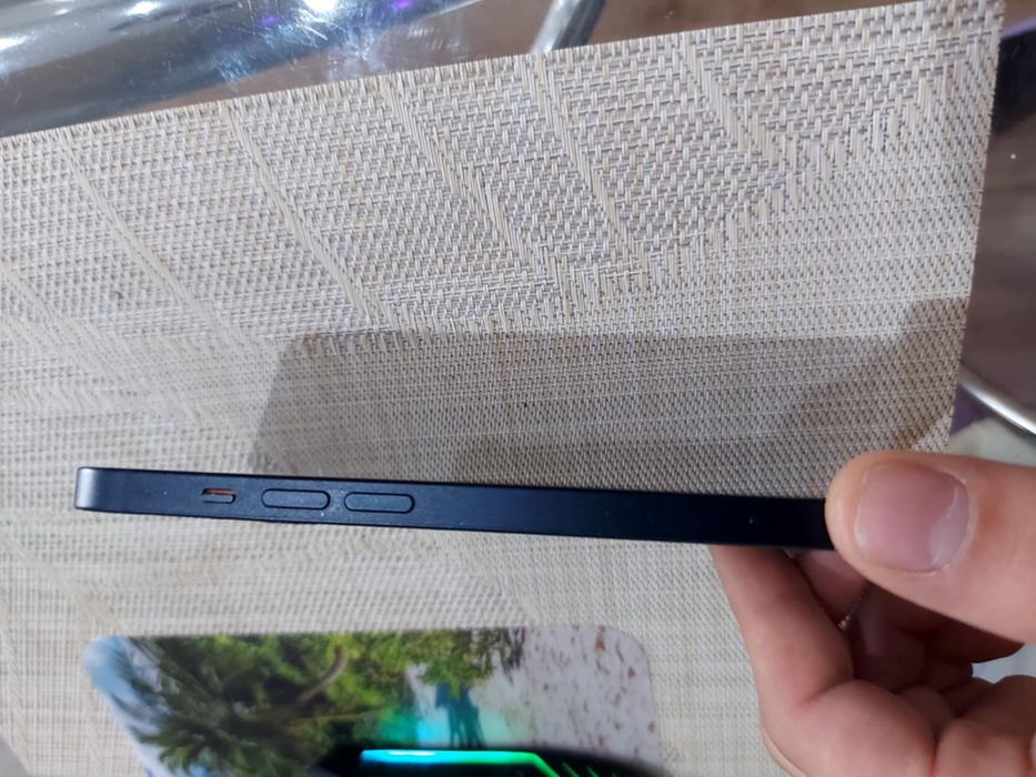 Iphone 13 256gb Бартер за Samsung s21/s22 Ultra!!