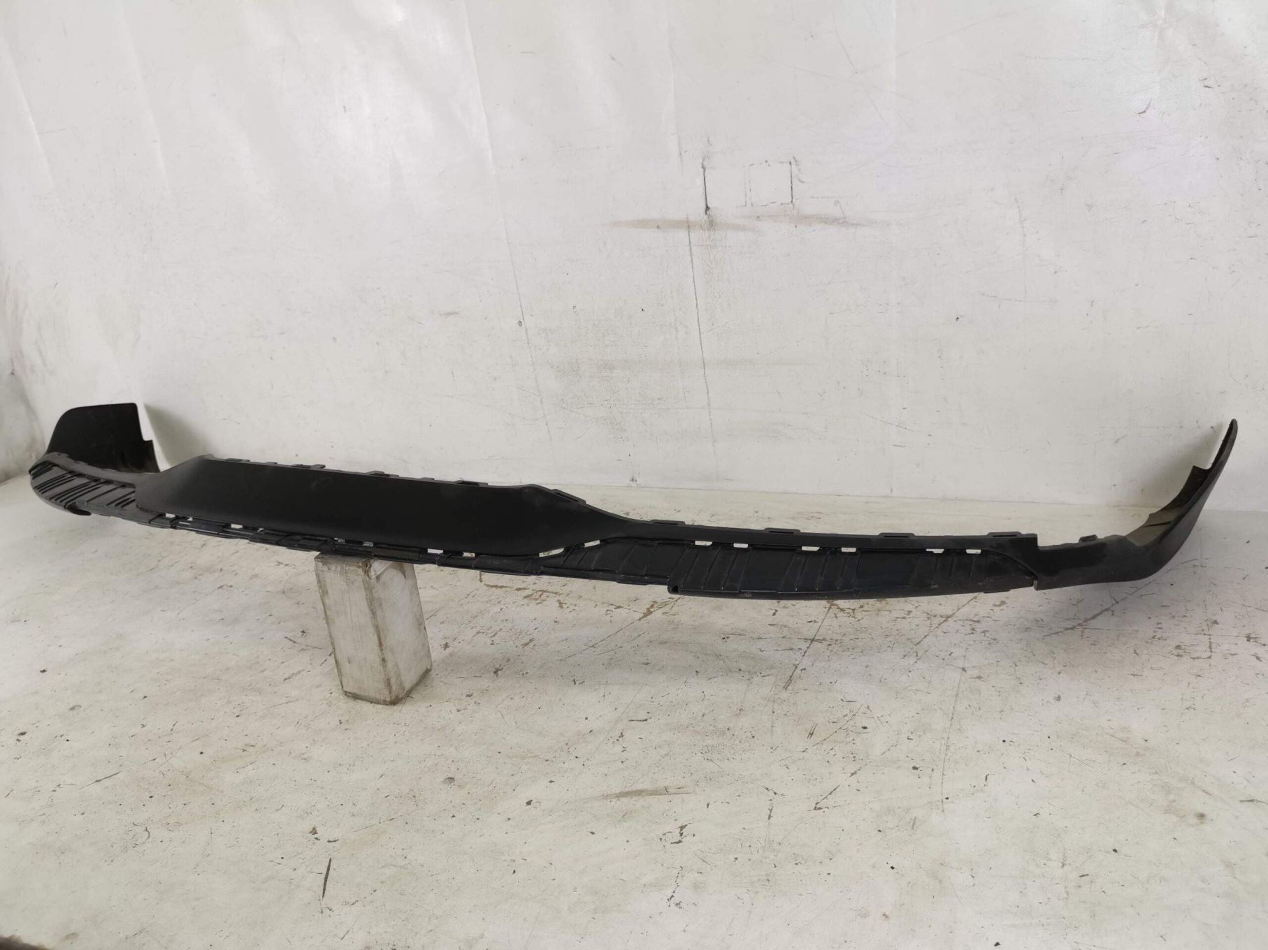 Fusta Spoiler Bara Fata Porsche  Taycan 1 [2019 - 2019] Originala In S