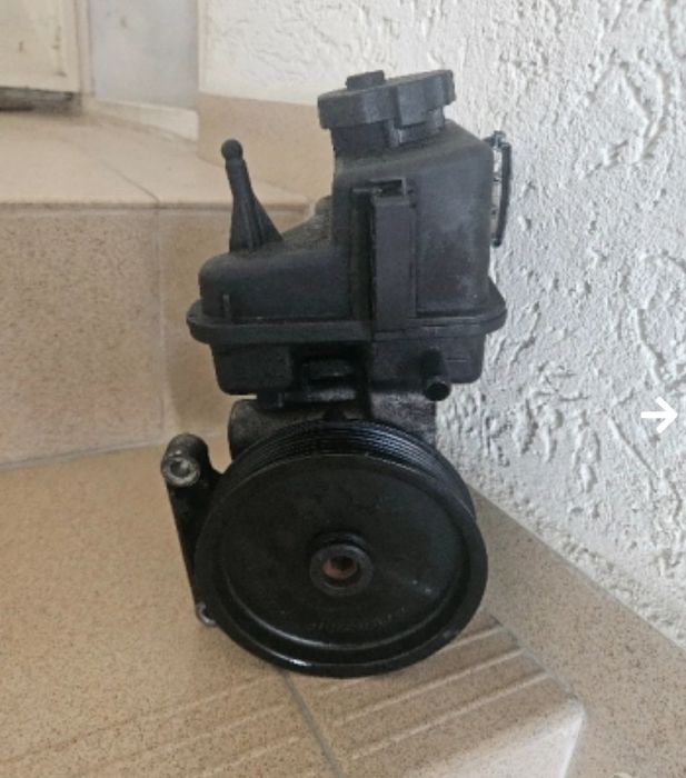 Хидравлична помпа за Мерцедес С-класа