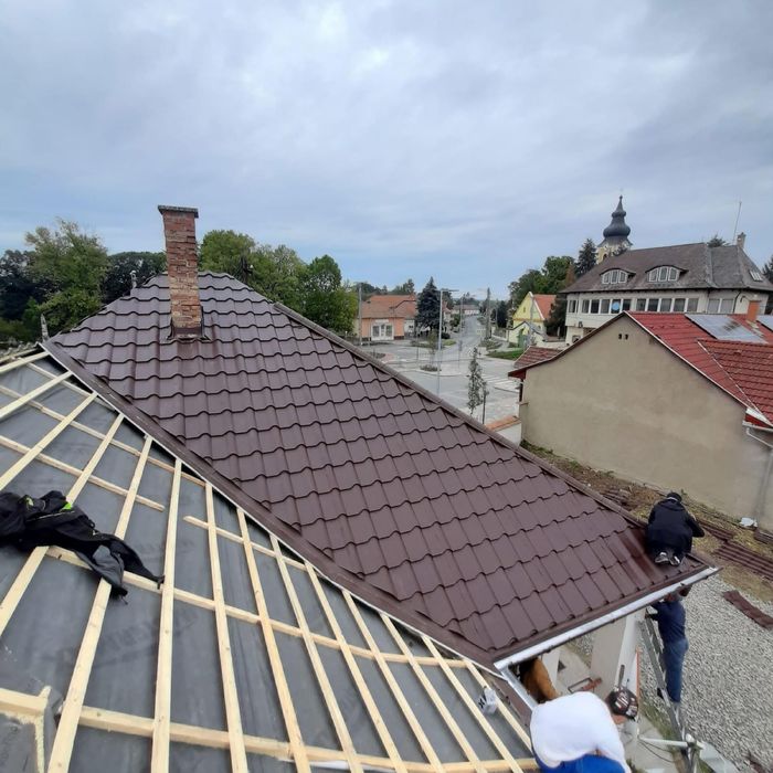 Reparatii si montaj acoperisuri