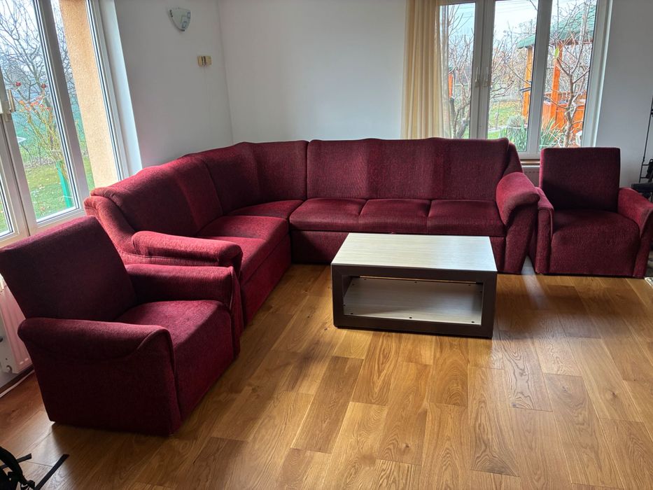 vand coltar extensibil, cu 2 fotolii si masuta