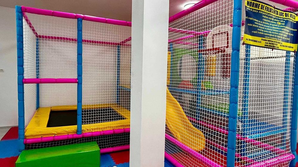 Loc de joaca modular DIV 12 Spatiu de joaca labirint DIV 12