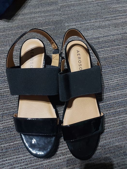 Sandale noi fara etichete