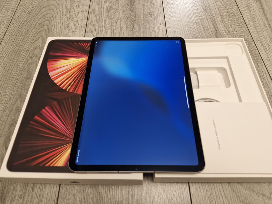 IPad Pro 11 -inch (3rd Generation) Wi-Fi+Celular