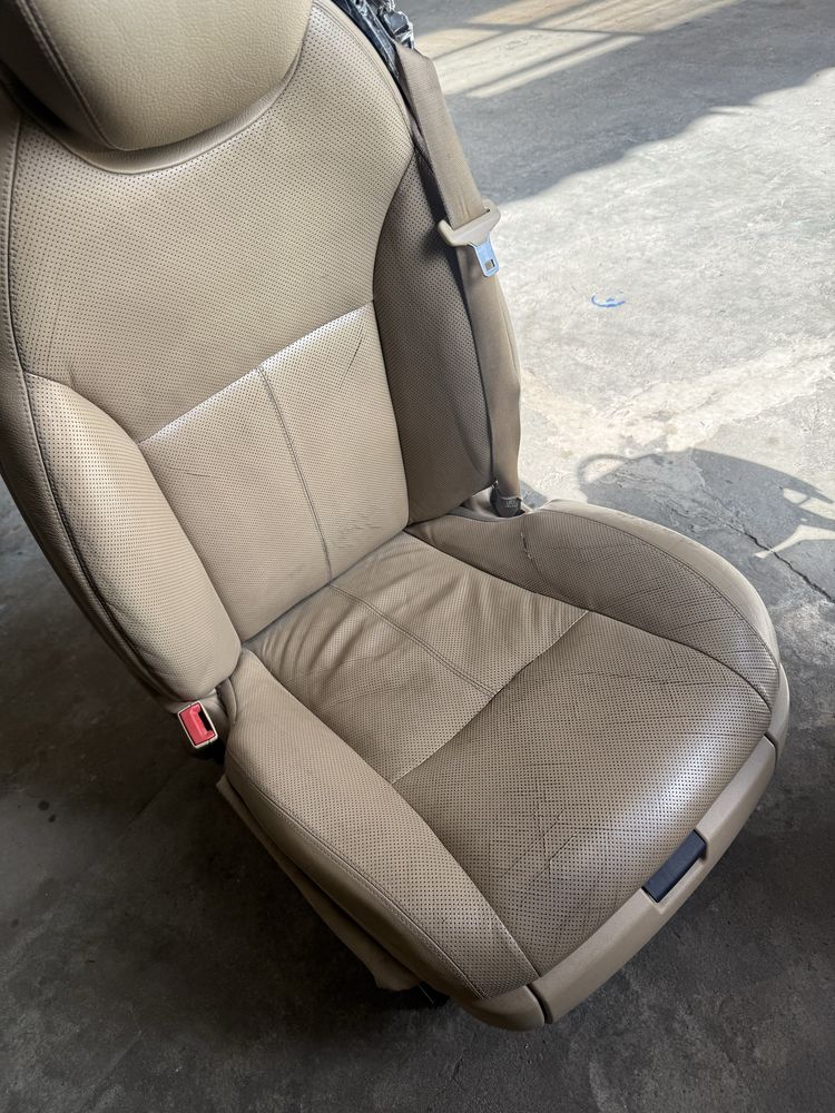 W216 cl500 бежов салон