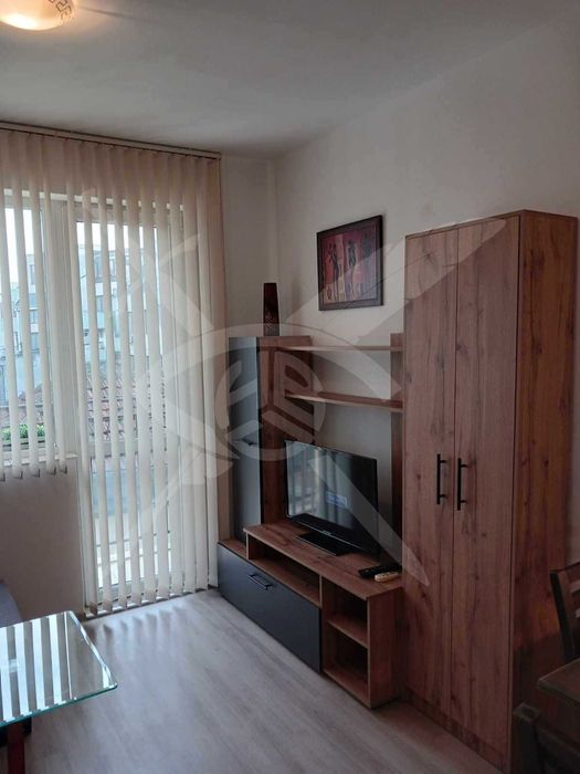 Дава се под наем Двустаен апартамент в Варна, Погреби - 55 кв.м за 500 € - Снимка #1