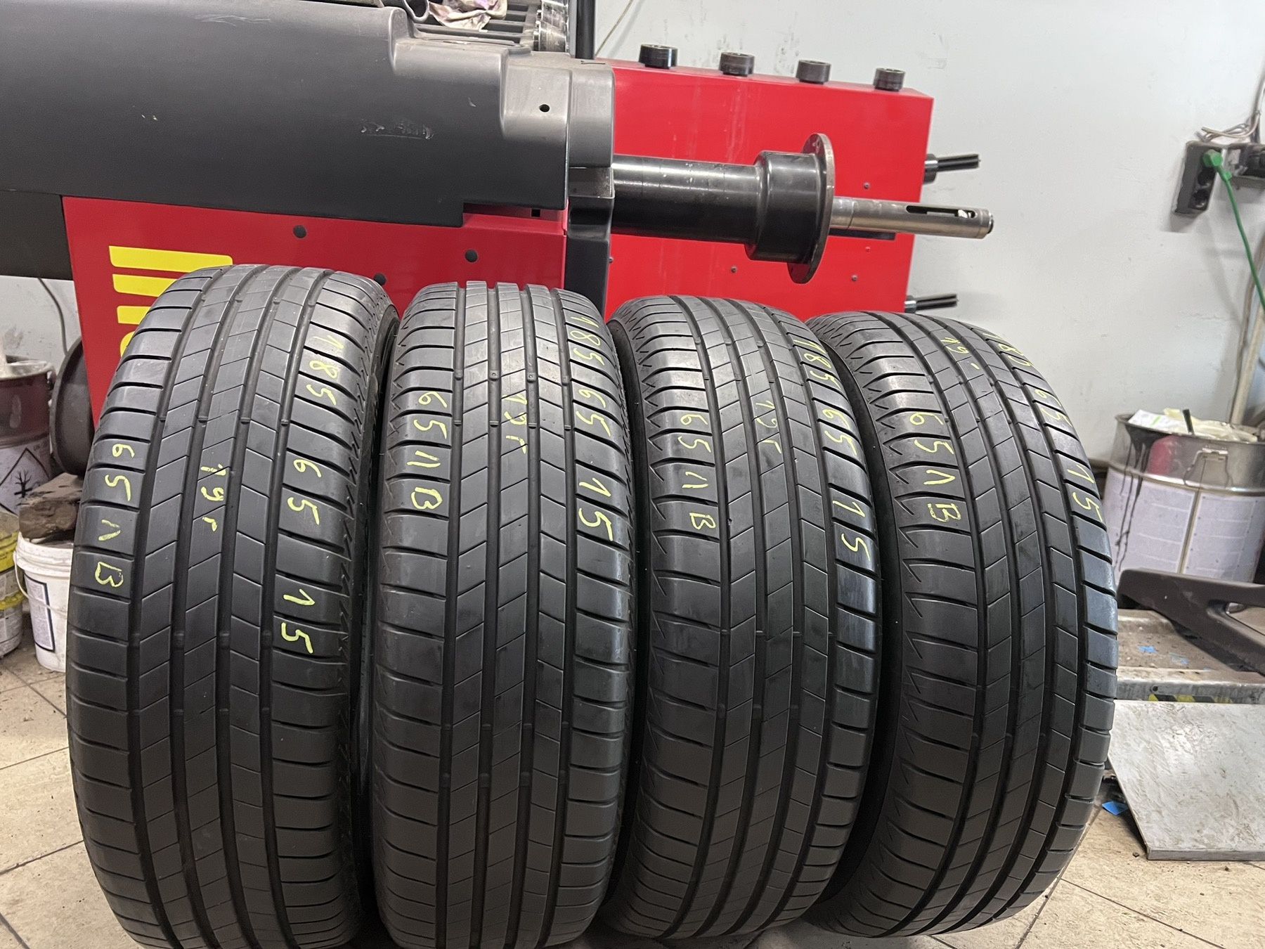 Летни гуми 185/65 R15 Bridgestone