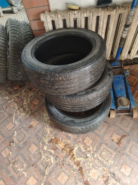 Шины б/у 215/50 R17