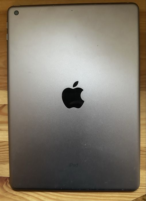 iPad 6-то поколение с подарък Apple Watch Series 5