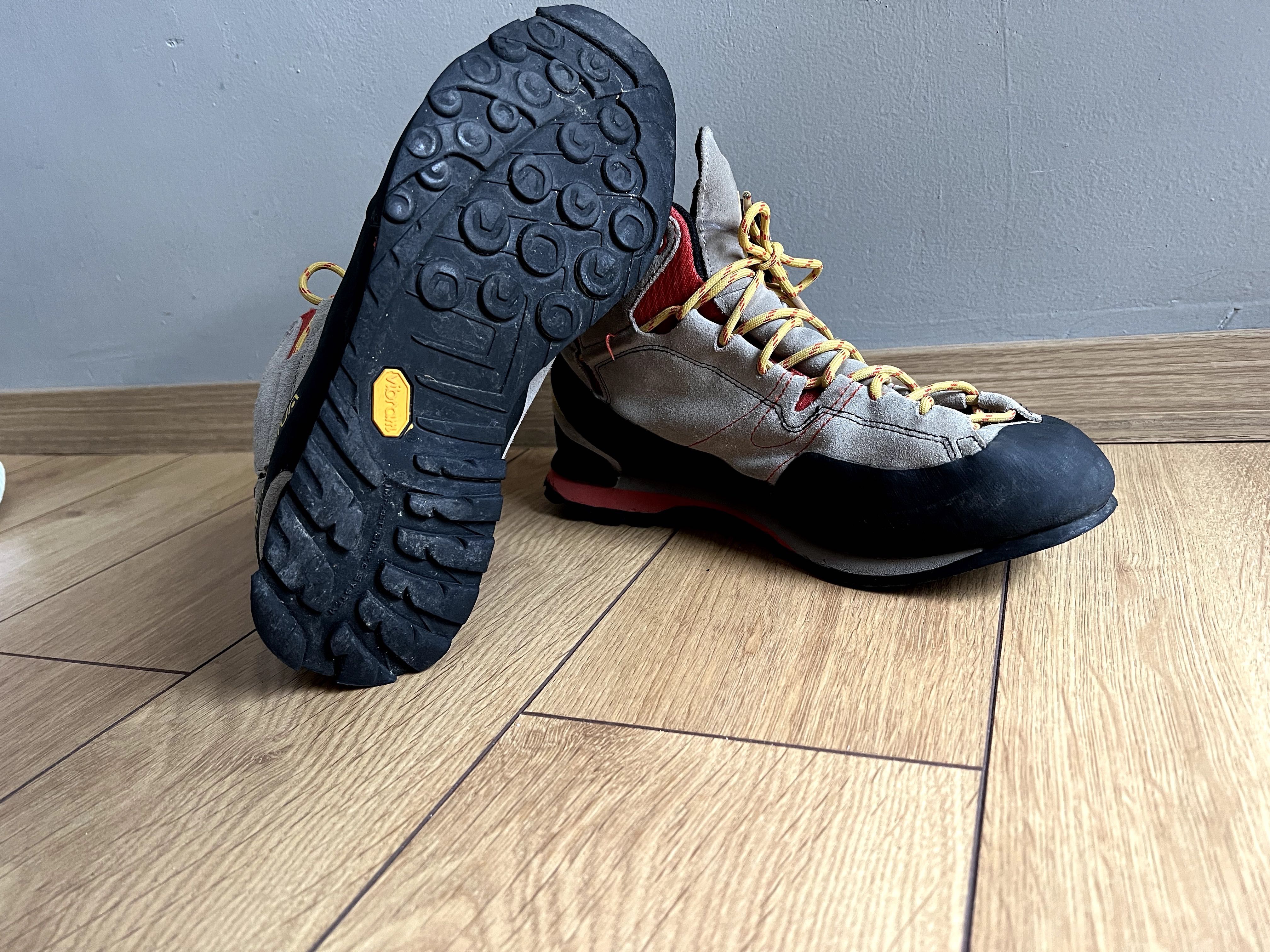 La Sportiva_hiking boots