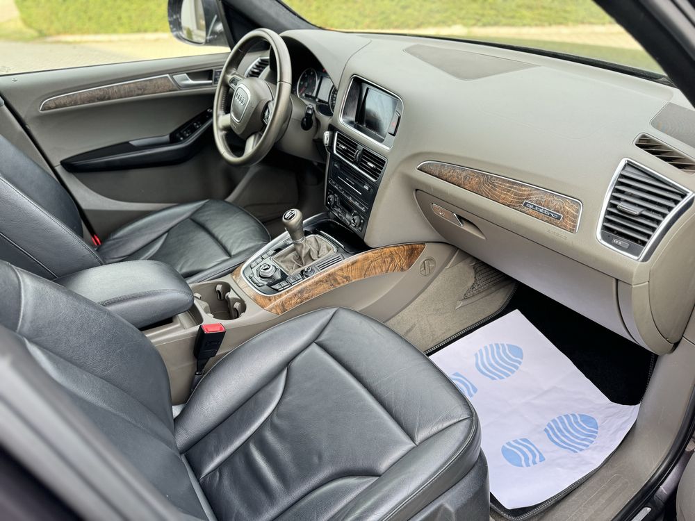 Vand Q5 2.0 tdi 170 cp