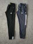 Pantaloni de trening barbati/ Noi Adidas