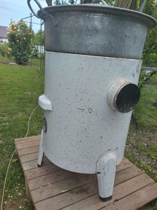 Vând sobă emailata.