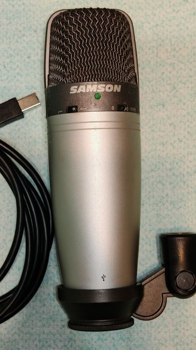 Microfon studio Samson CO3U