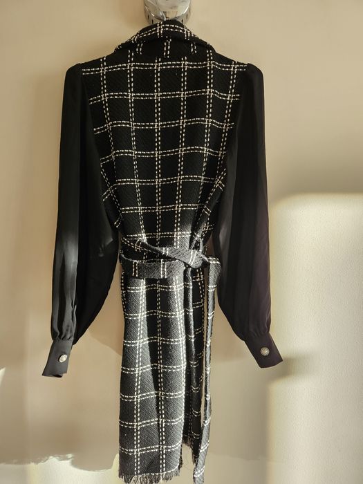 Дамска рокля RESERVED