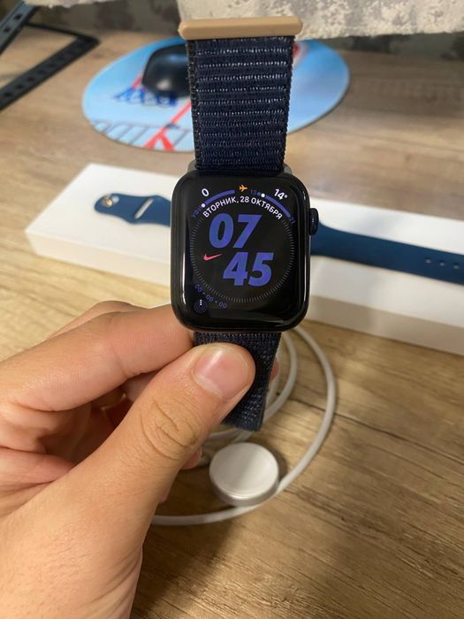 Apple watch  se2