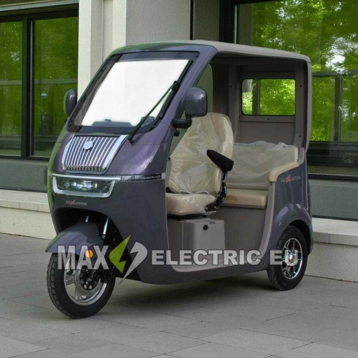 Триместна електрическа триколка LUXURY BUS 2000W/60V/25Ah - GRAY