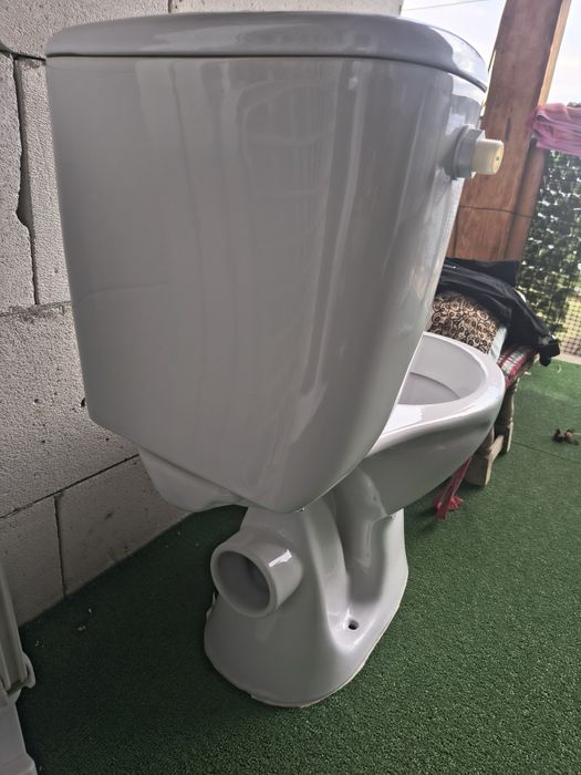 Sanitare vas wc cu bazin inclus