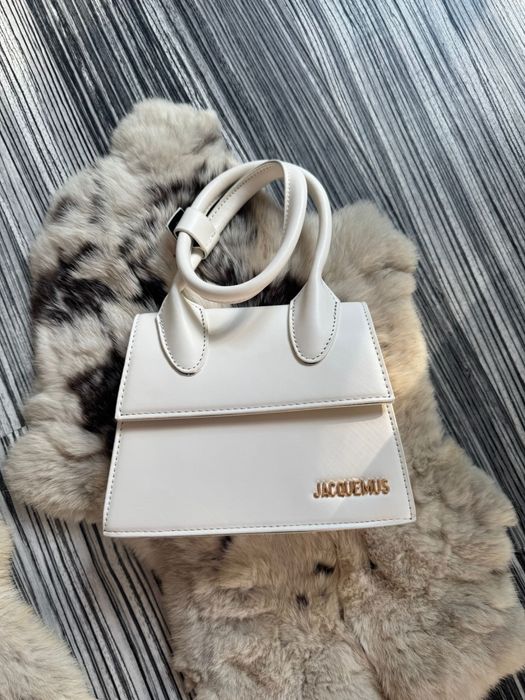 Jeanta femei Jacquemus noua