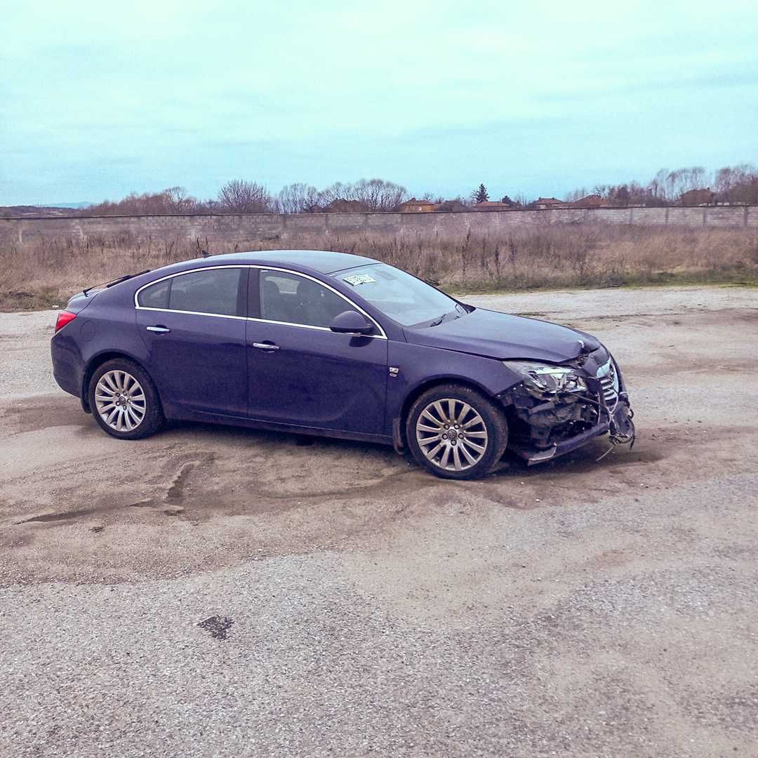 Opel Insignia A 2,0 Turbo Blue 2011 г./Опел Инсигния А синя бензин