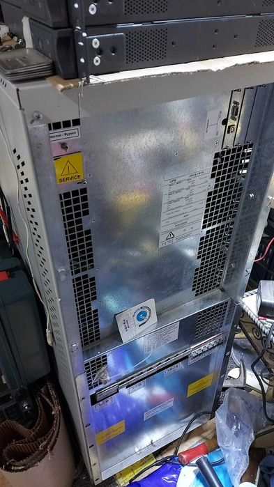 UPS ONLINE 8-20kVA (Tri&Mono-fazic) EPC, Effekta si Socomec (italiene)