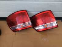 Stop/Tripla Stinga Spate Toyota Avensis Verso. 2001-2003. Volan stinga