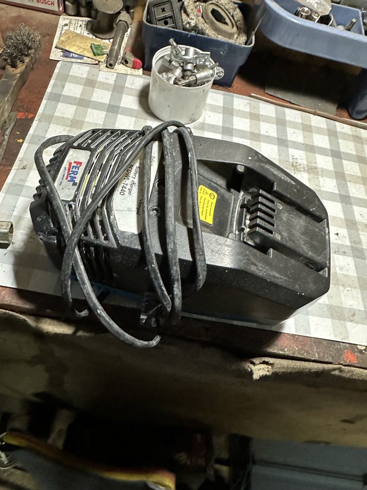 Pistol de desfacut rot cu impac