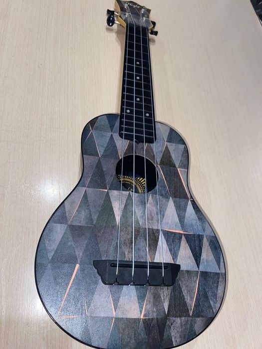 Укулеле-сопрано Tus-40 arcana