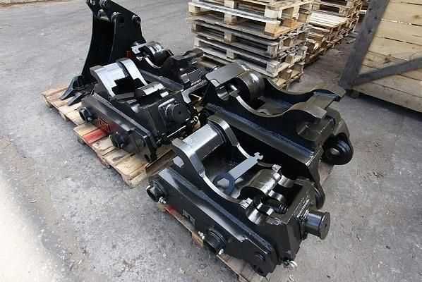 Быстросъём (quick coupler) для экскаватора SANY SY215.