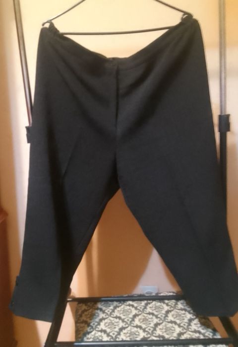 Pantalon trei sferturi