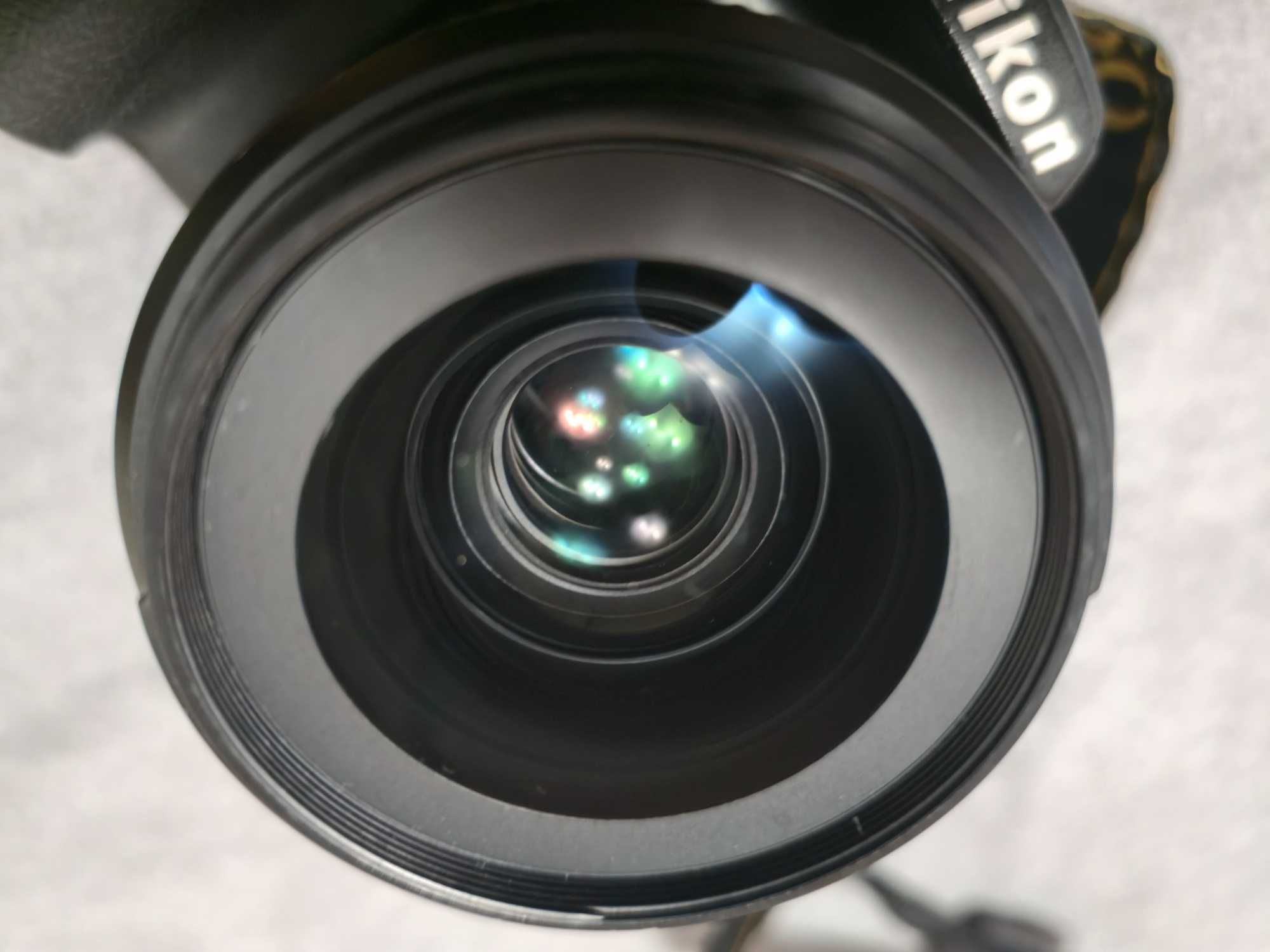 Продавам Фотоапарат Nikon D750 с Nikon AF-S NIKKOR 35mm f/1.8G ED